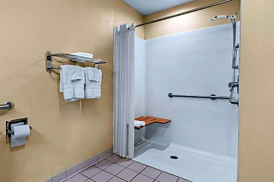Best Western Forest Inn