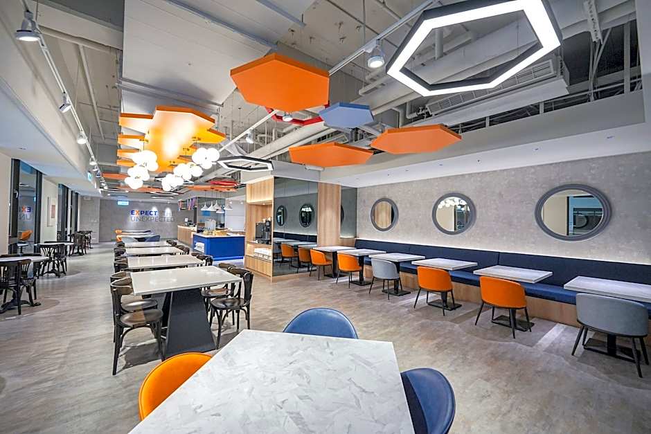 Holiday Inn Express Taichung Park By IHG