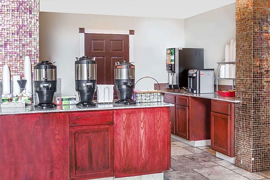 Hawthorn Dallas Airport – Dallas, TX