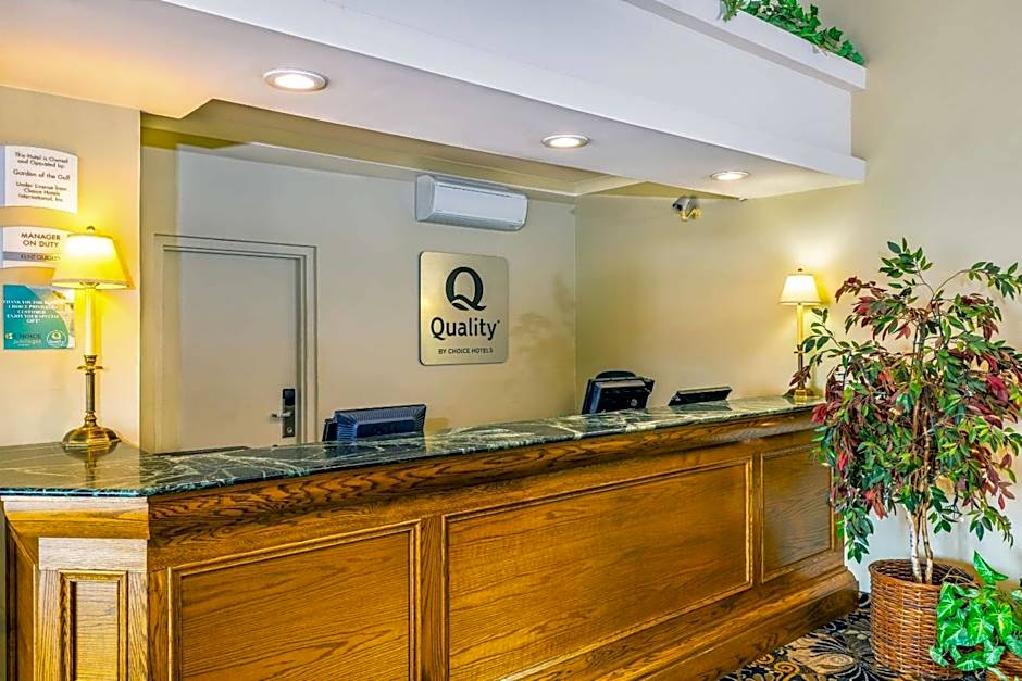 Quality Inn & Suites Garden Of The Gulf