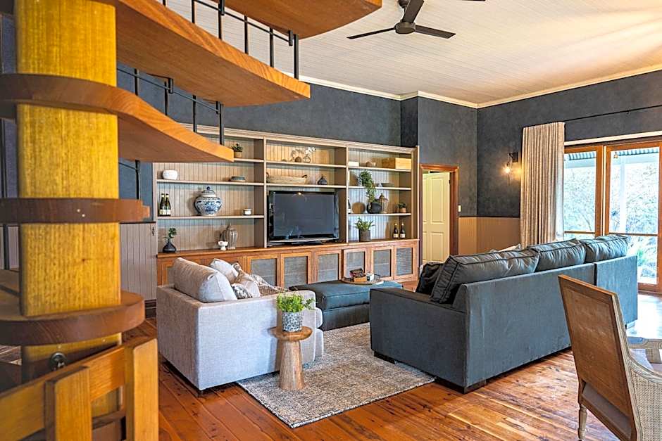 Dal Zotto Homestead & Petite Retreats