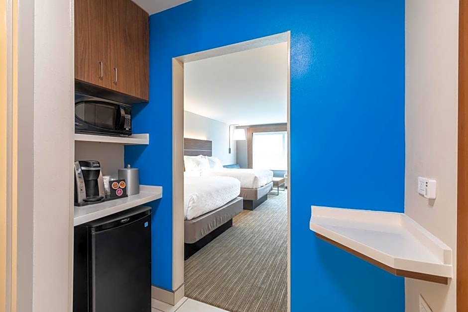 Holiday Inn Express & Suites Greenville S - Piedmont