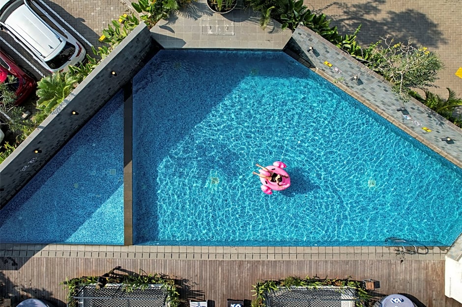 THE 1O1 Jakarta Airport CBC