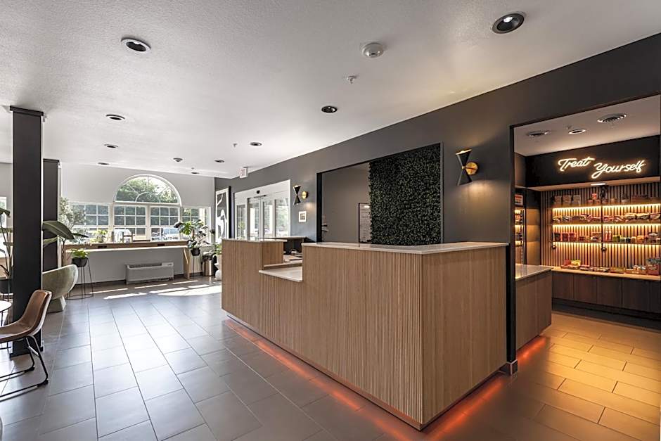 The Block Hotel