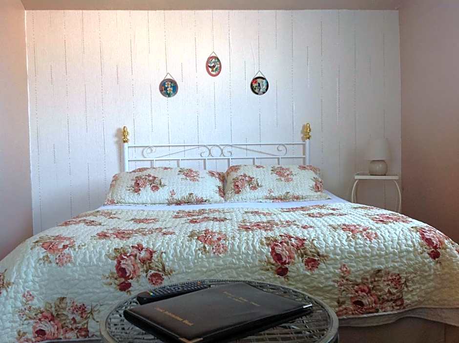 Balmoral Lodge Hotel