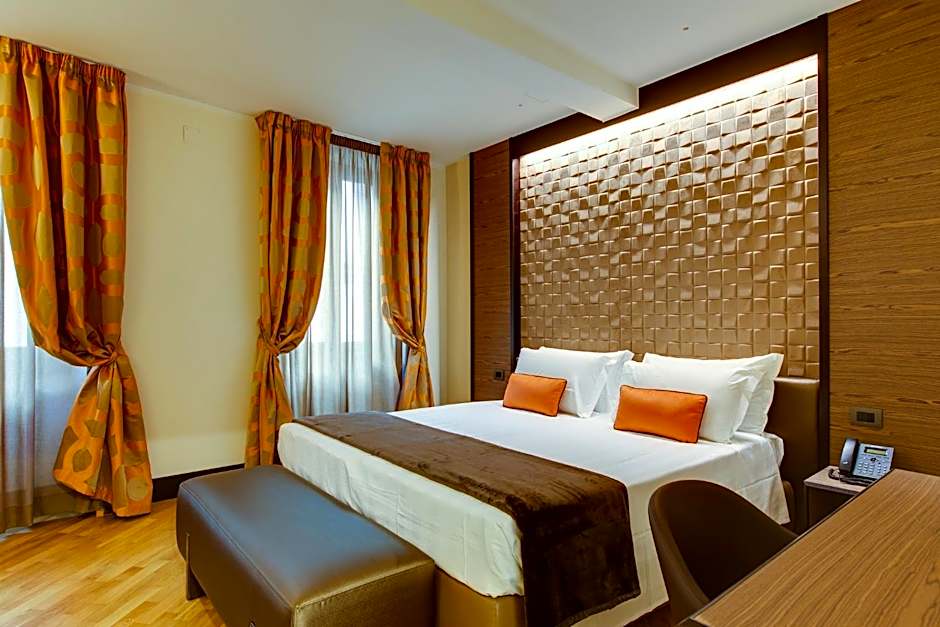 Solo Experience Hotel