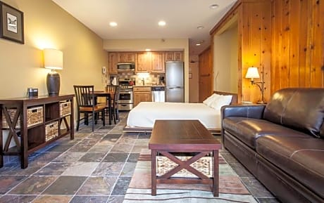 Deluxe Studio Plus Loft