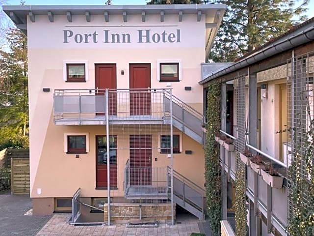 Port Inn Hotel