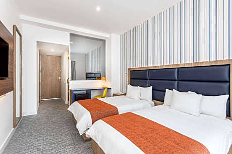 2 Twin Beds TRYP Room Non-Smoking