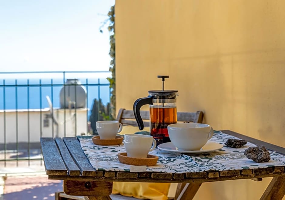 Tauromenion Guest House