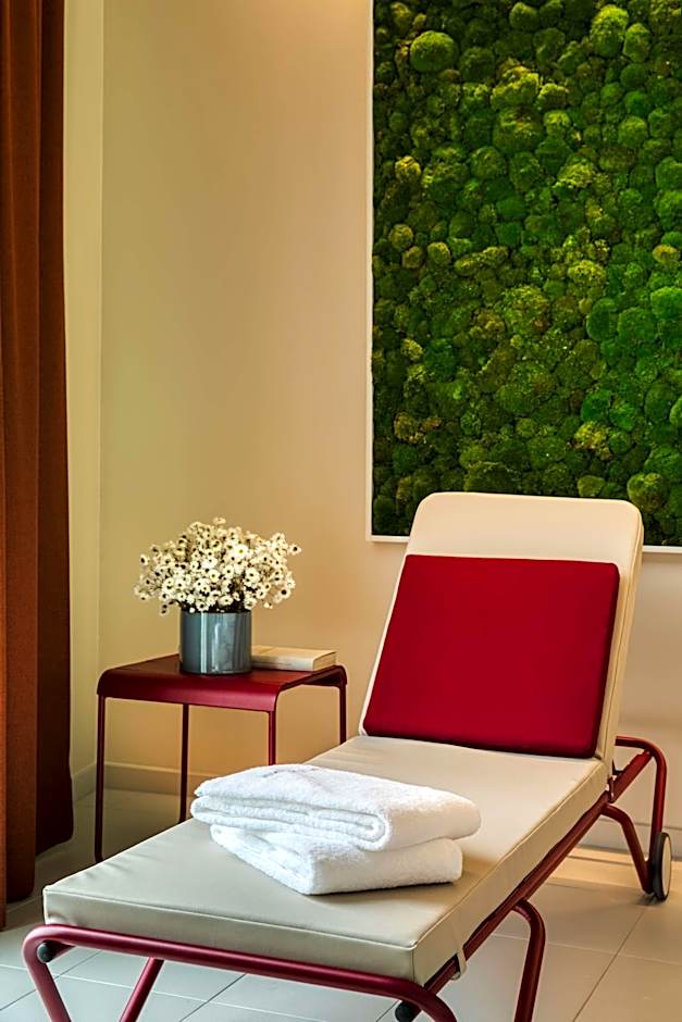 IntercityHotel Amsterdam Airport