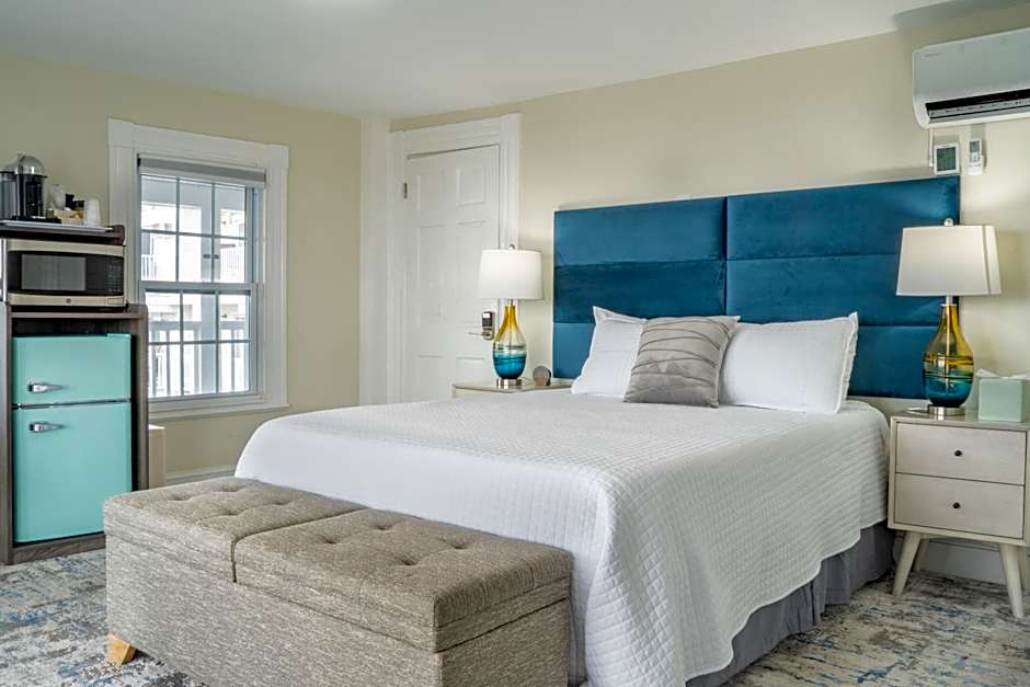 935 Ocean, a Beachside Inn