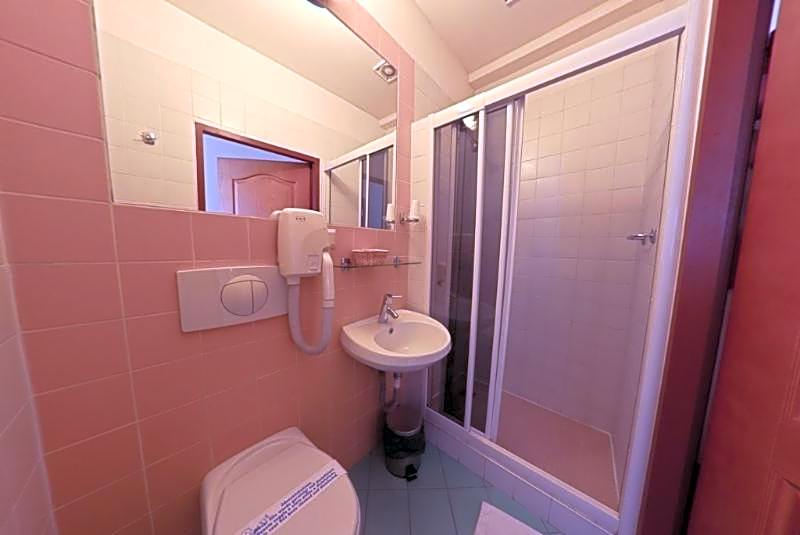 Hotel Alef