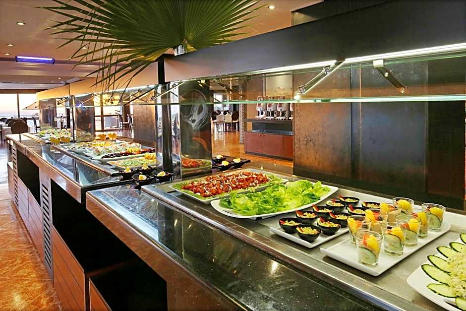 Anezi Tower Hotel