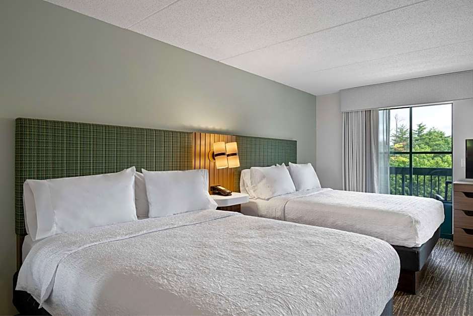 Hampton Inn By Hilton & Suites Lake George, NY
