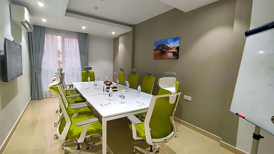 Muscat Express Hotel