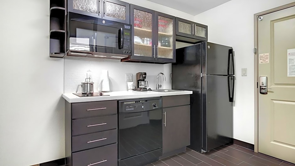 Candlewood Suites Waco, an IHG Hotel