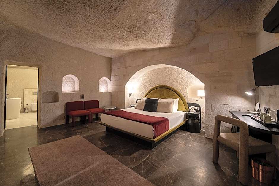 Artemis Cave Suites - Adults Only