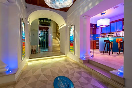 Piccolo Grand Hotel