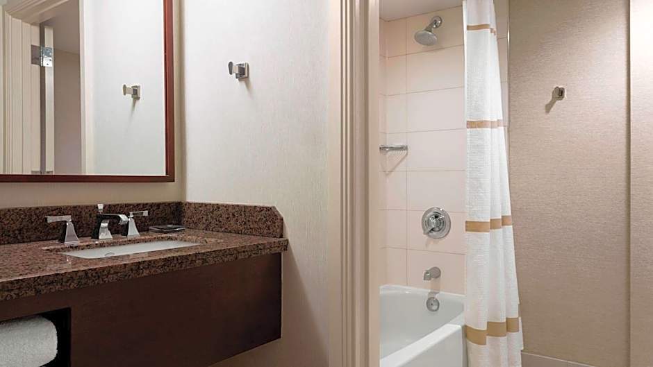 Cleveland Marriott Downtown at Key Tower