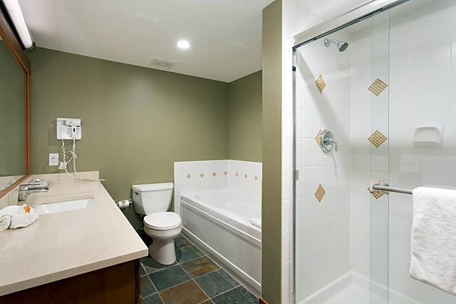 Photo 1 of 1 of Horstman House 3 bedroom #302
