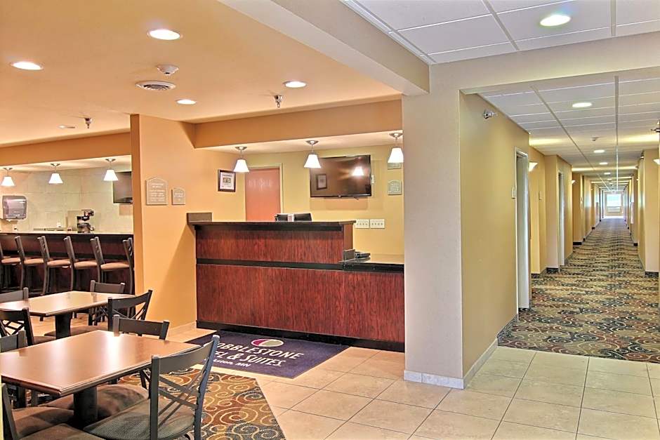 AmeriVu inn and Suites - Crookston