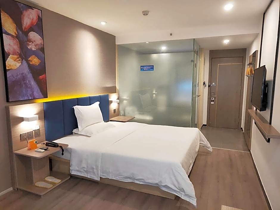 7 Days Inn Nanchang Railway Station Center