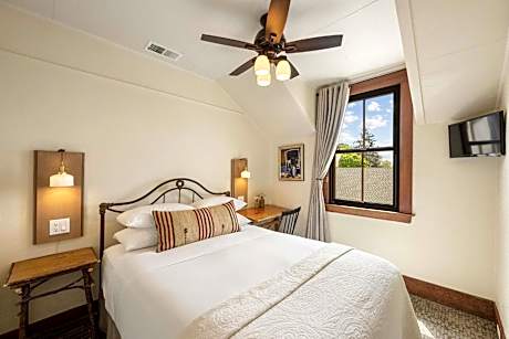 Superior Suite, Ensuite (Room 33)