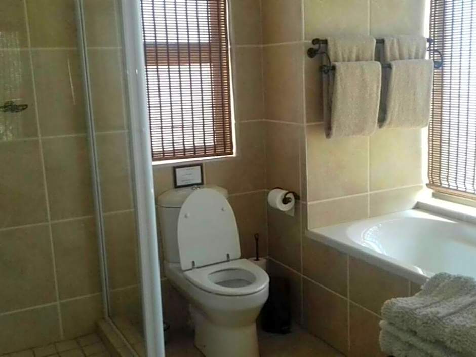 Zebula Golf and Wildlife Estate - Open Plains Pax 10 - Moi Signature Luxury villa