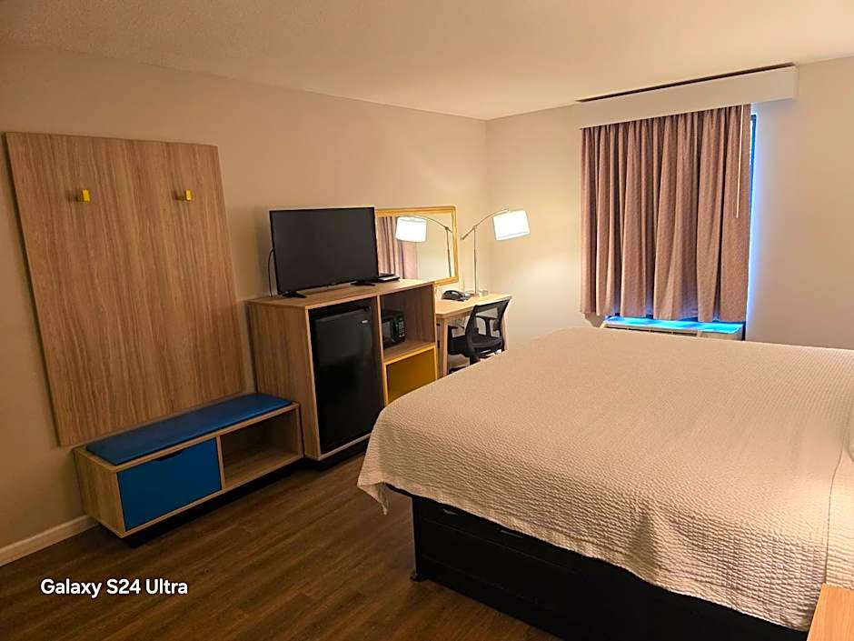 Days Inn & Suites by Wyndham Cuba