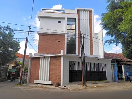 Urbanview Badran Residence Syariah Manahan