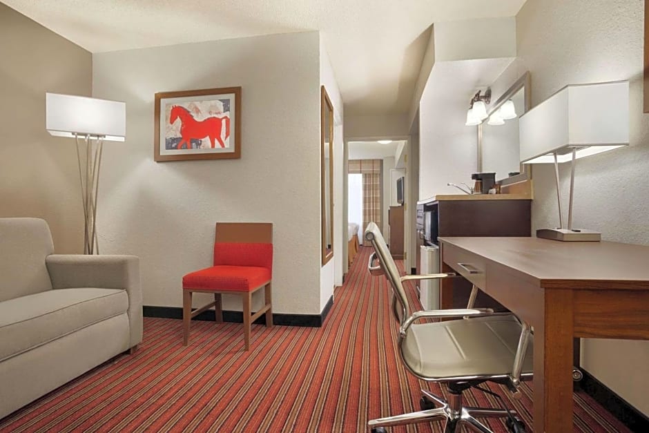 Country Inn & Suites by Radisson, DFW Airport South, TX