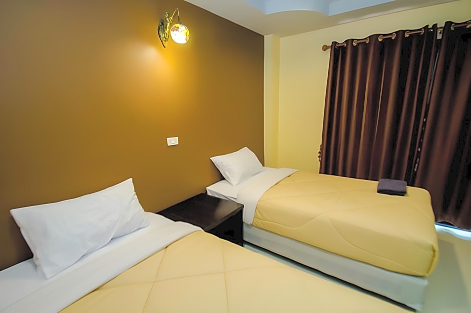 Maladee Hotel