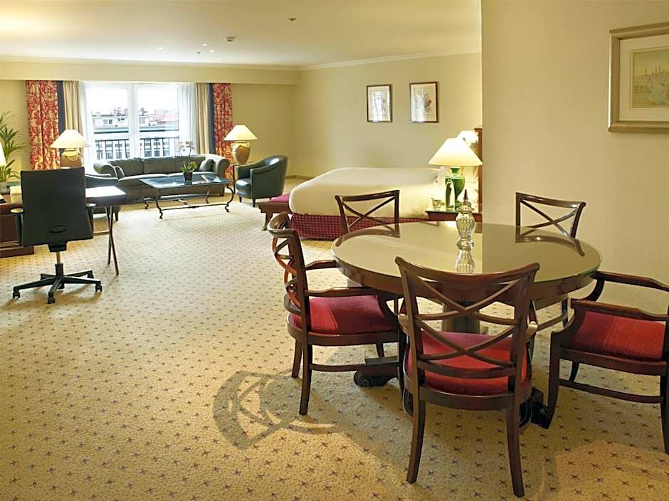 Hilton Antwerp Old Town
