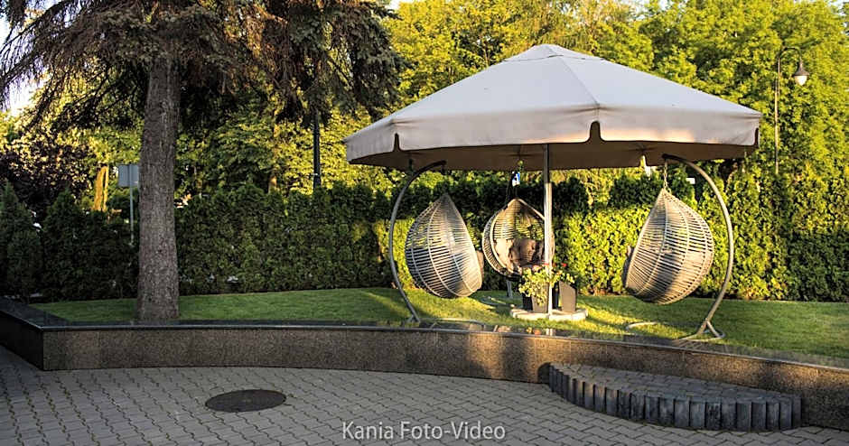 Miejsca noclegowe i Restauracja Kamiński