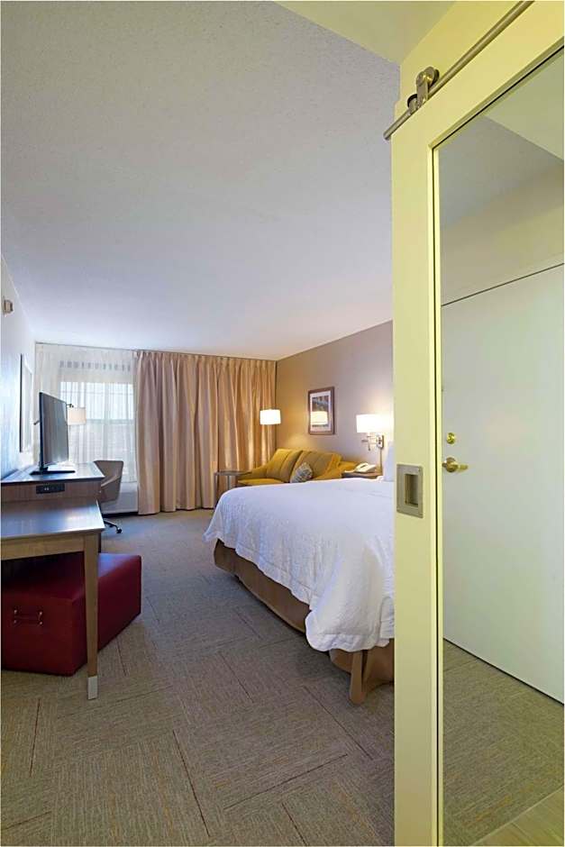 Hampton Inn By Hilton Waterville