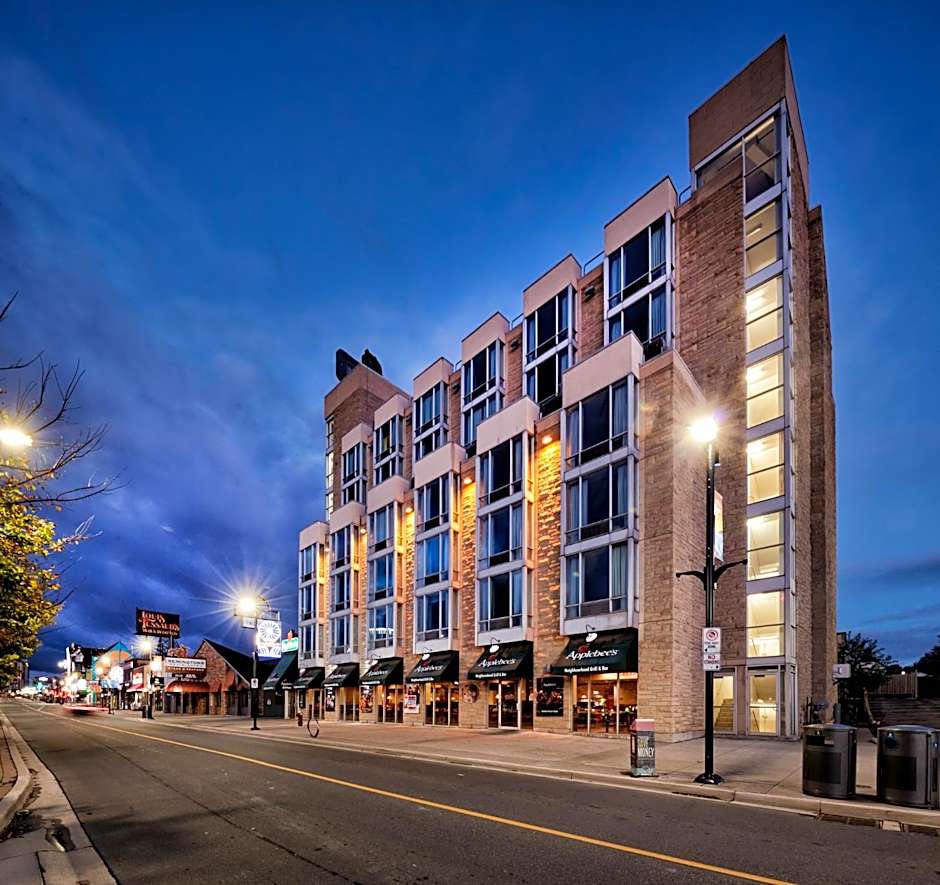 The Falls Hotel & Inn