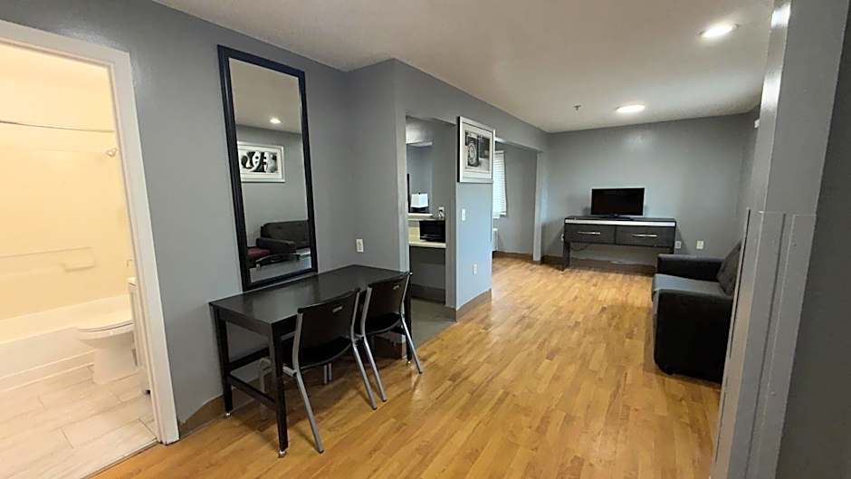 Welcome Suites Hazelwood Extended Stay Hotel