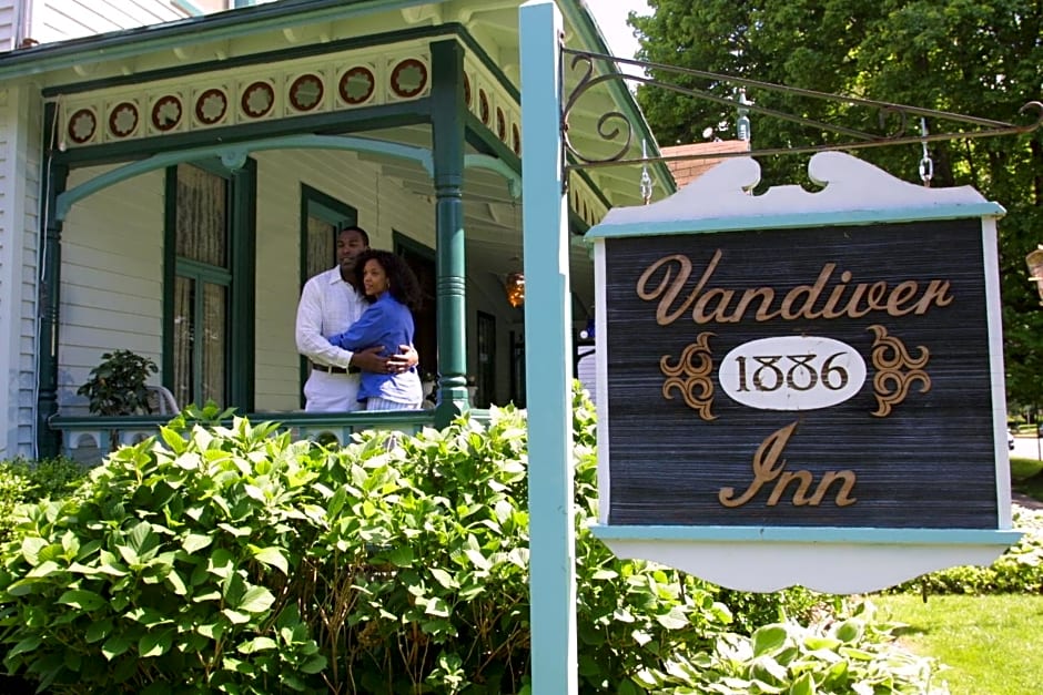 Vandiver Inn