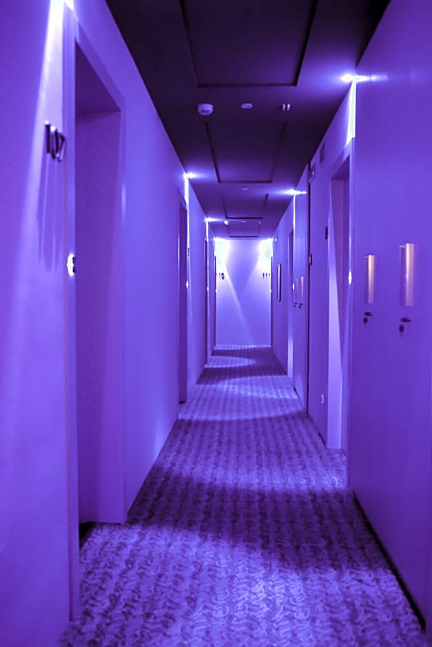 L'Hotel