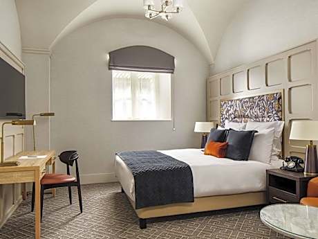 Classic Room with One Double Bed