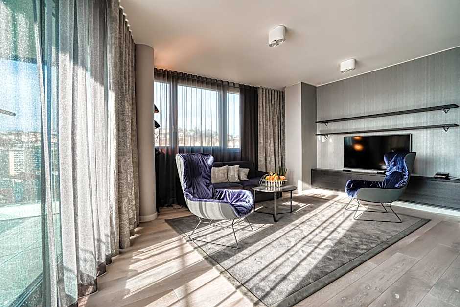 CLOUD No7 APARTMENTS - The Original