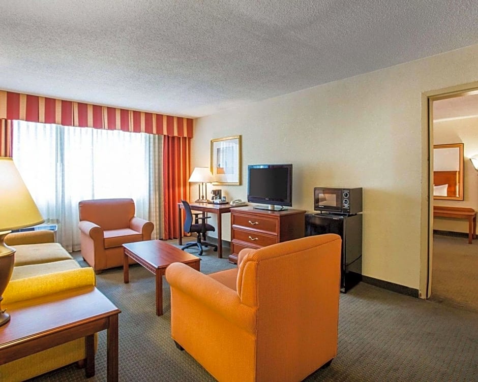 Budgetel Inn & Suites Atlanta