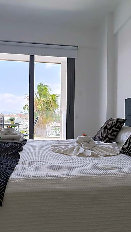 Larvella Estia Luxury Suites