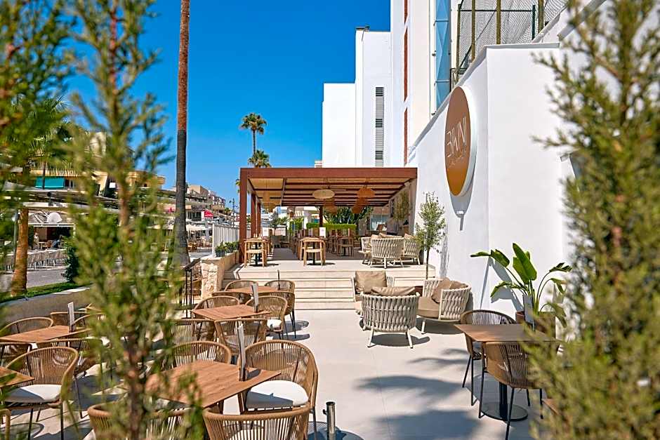 Universal Hotel Bikini