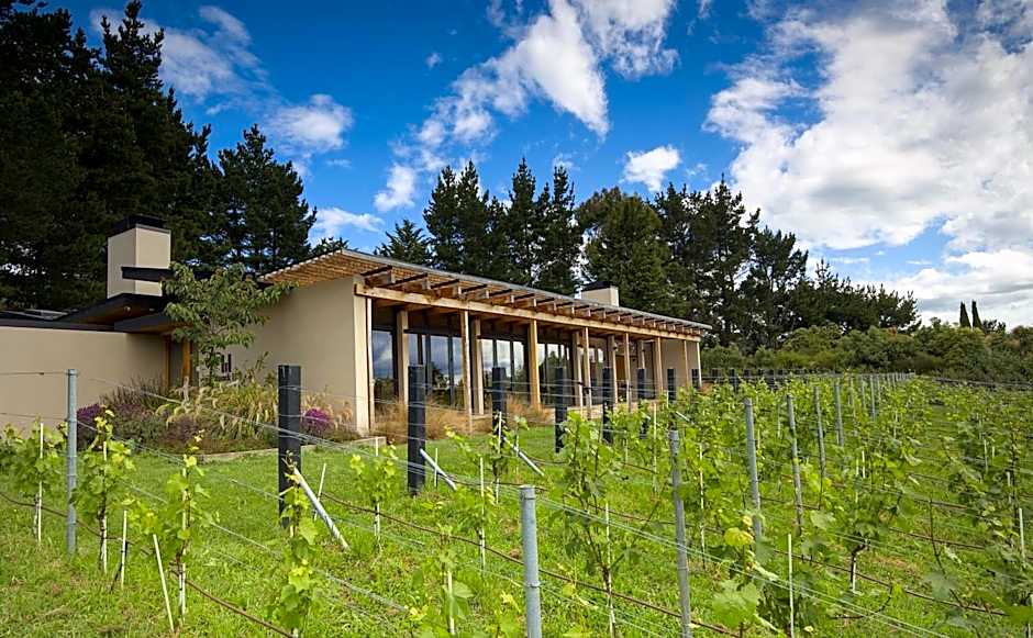Tussock Hill Vineyard Retreats