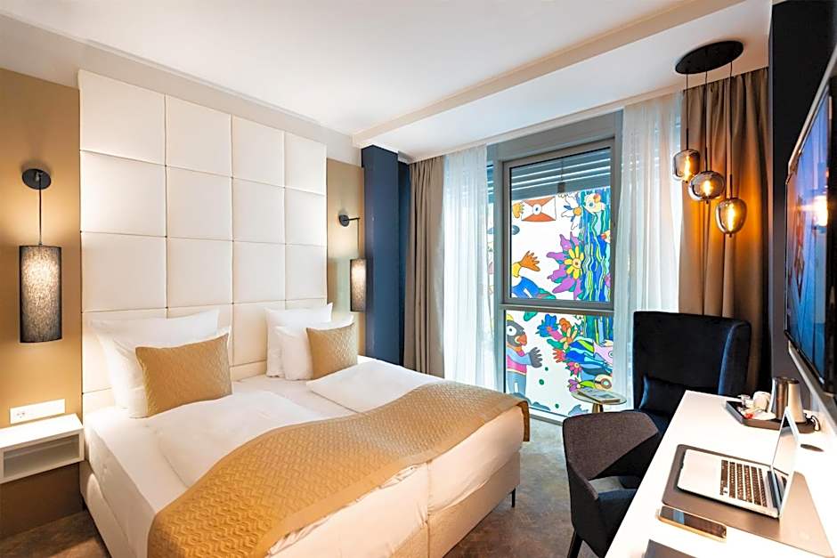 Best Western Premier Royal Blue - Adult only