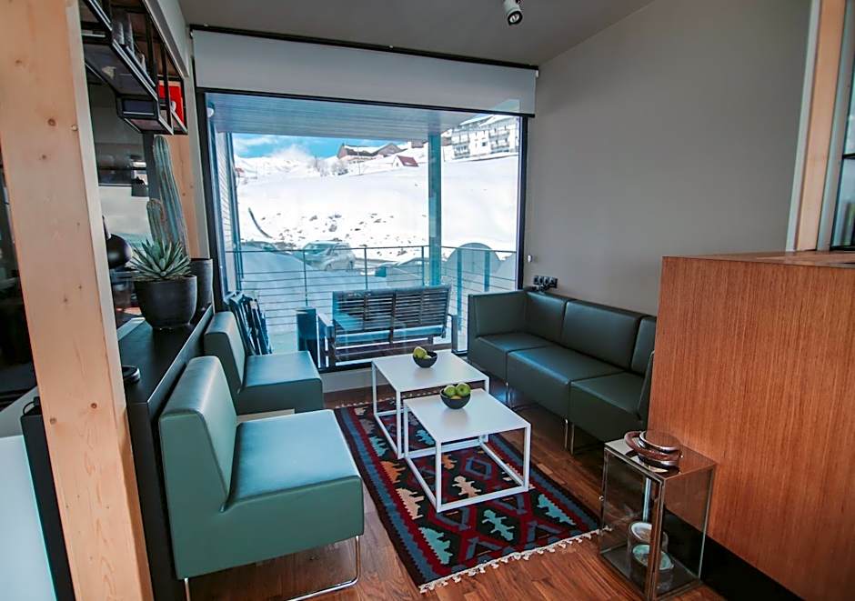Quadrum Hotel