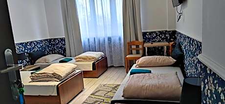 Triple Room with Private Bathroom