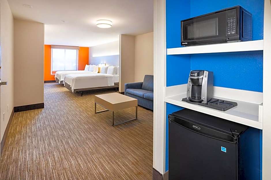 Holiday Inn Express Hotel & Suites Salisbury - Delmar By IHG